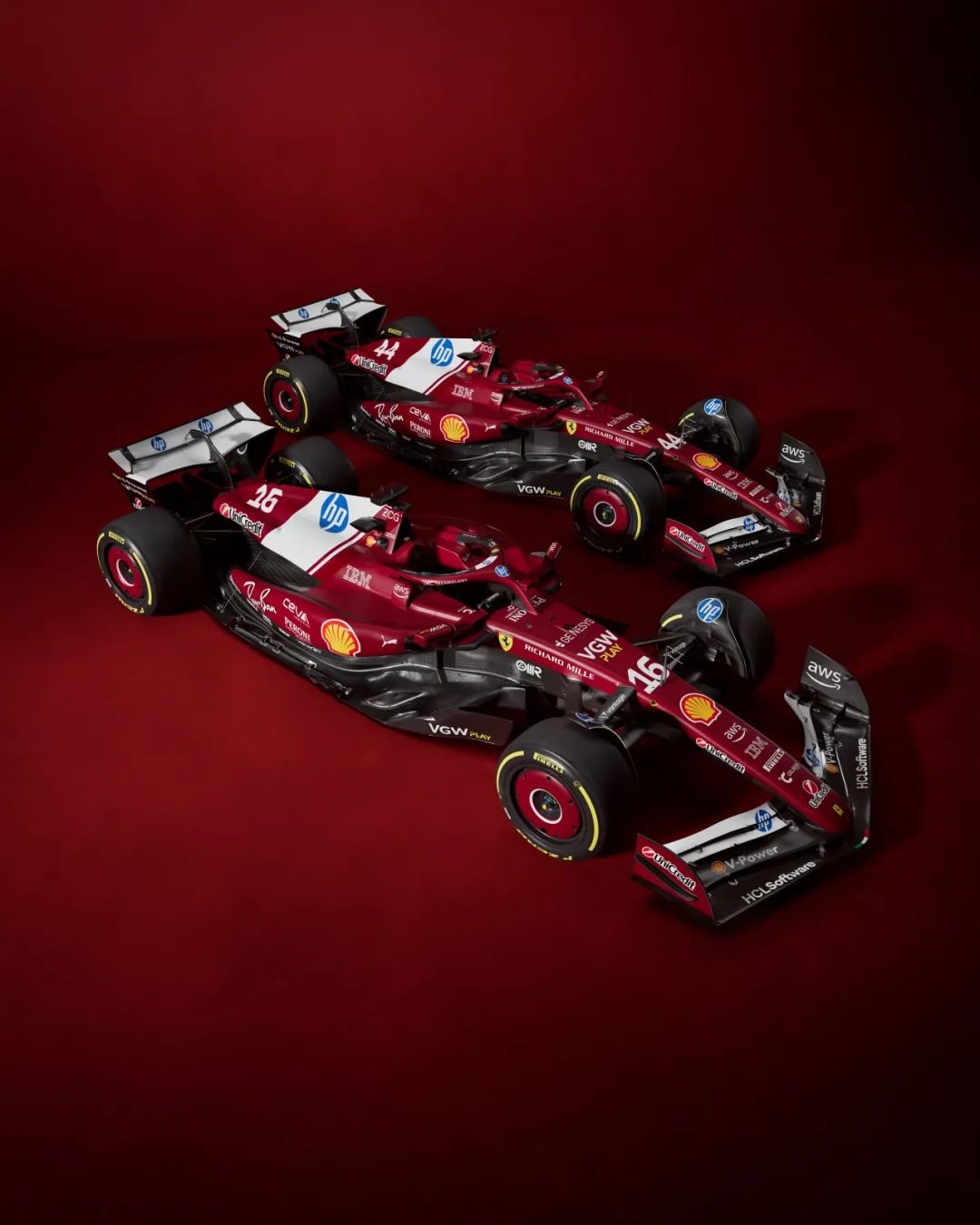 红牛二队险胜索伯车队，塞恩斯扛起全队