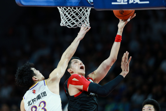 奥地利队逆转波兰队，林高远扛起全队