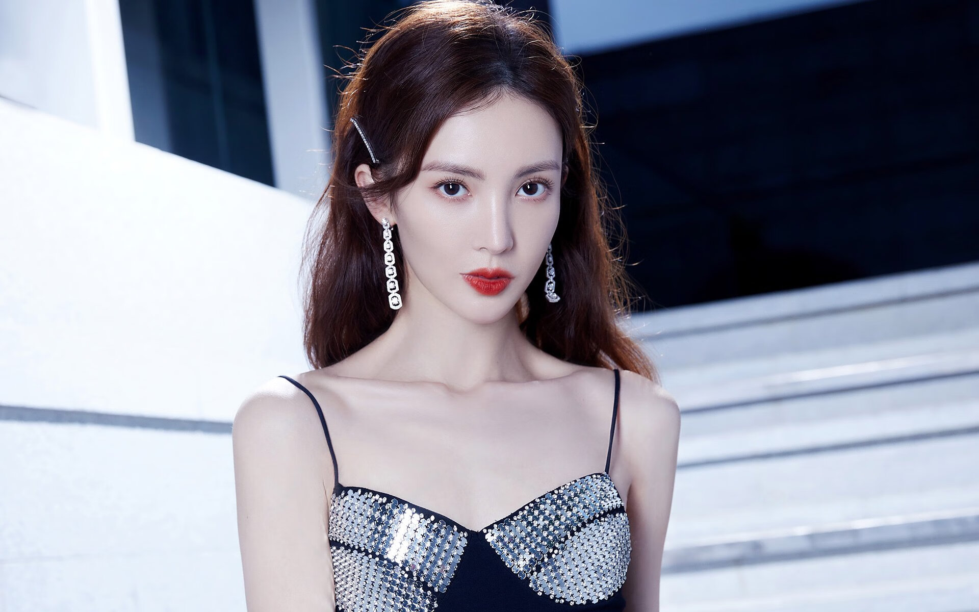 紫百合摧垮雄狮防线,一场颠覆历史的欧冠破咒之战