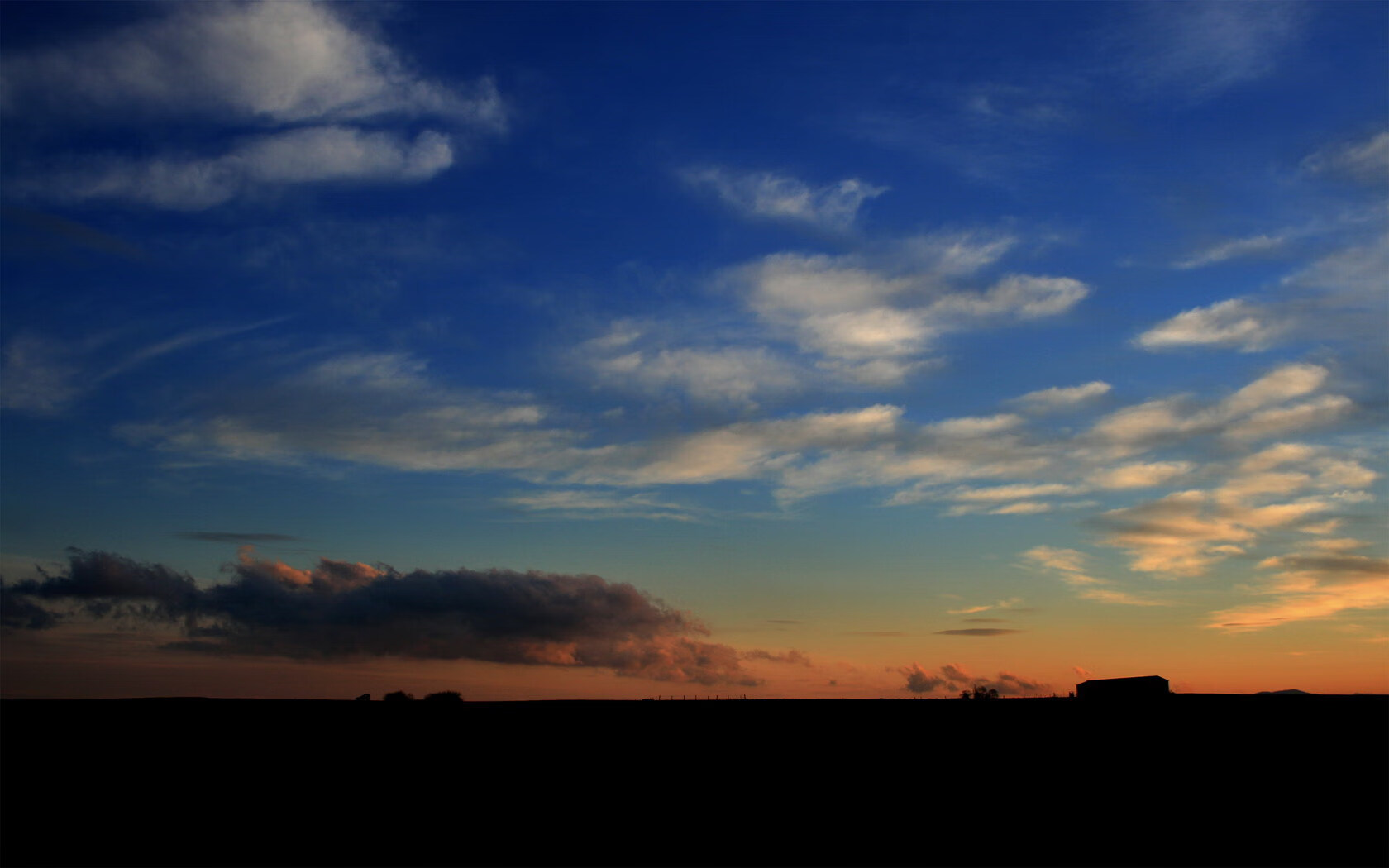 虚拟疆域的对决,当国王跨洋强压,广东队总决赛舞台遭遇维度冲击